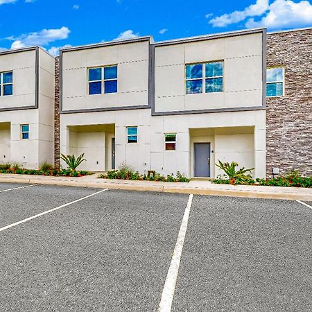 The Azur Resort Davenport Exterior photo